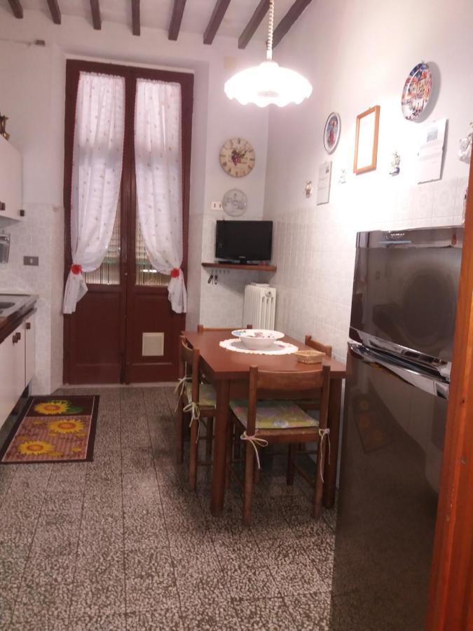 Апартаменты Casa Tarrini Кьянни Экстерьер фото