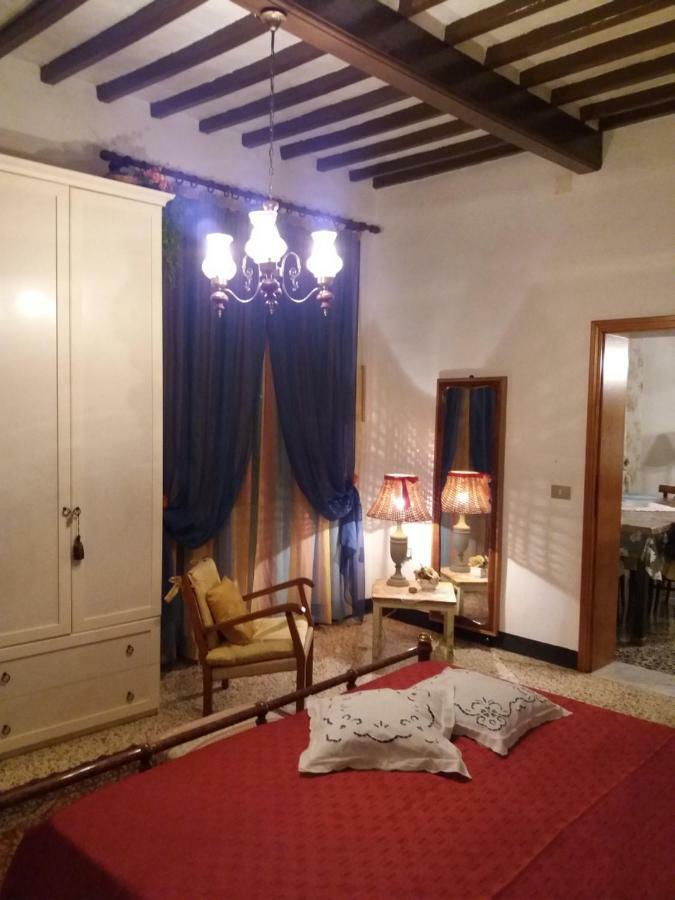 Апартаменты Casa Tarrini Кьянни Экстерьер фото