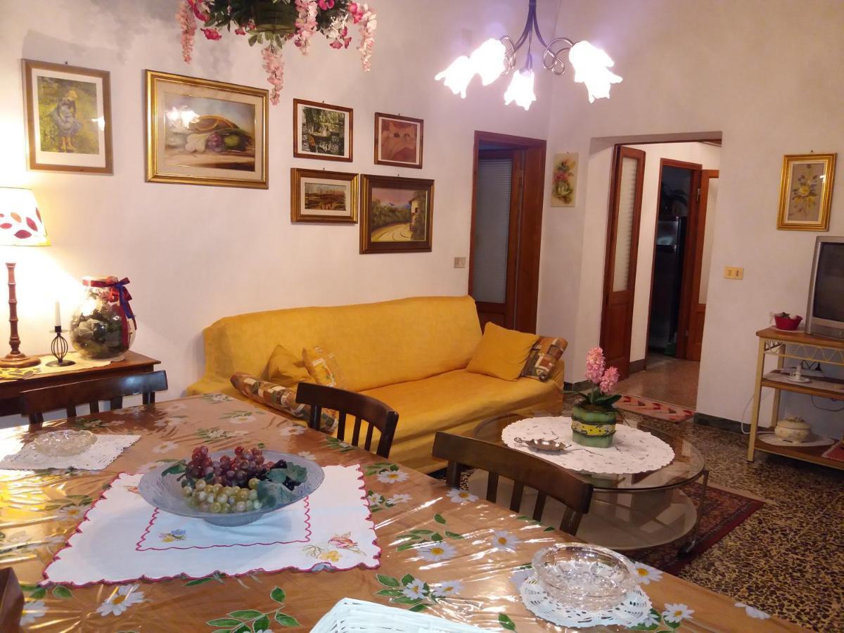 Апартаменты Casa Tarrini Кьянни Экстерьер фото